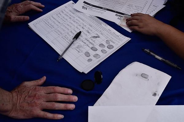 Venezuela'da sembolik referandum