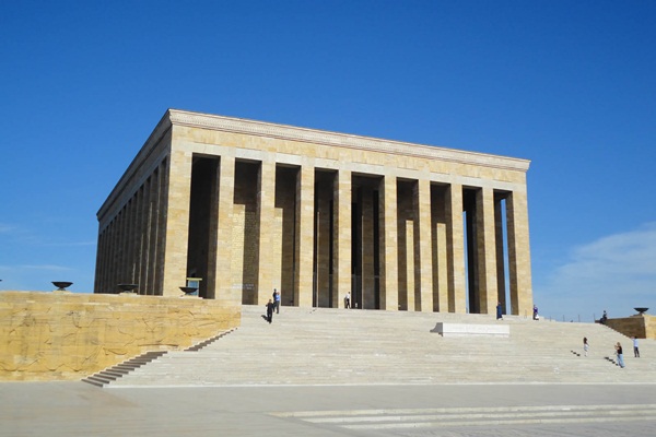 'Anıtkabir'de konuta izin verilecek' iddiası yalanlandı