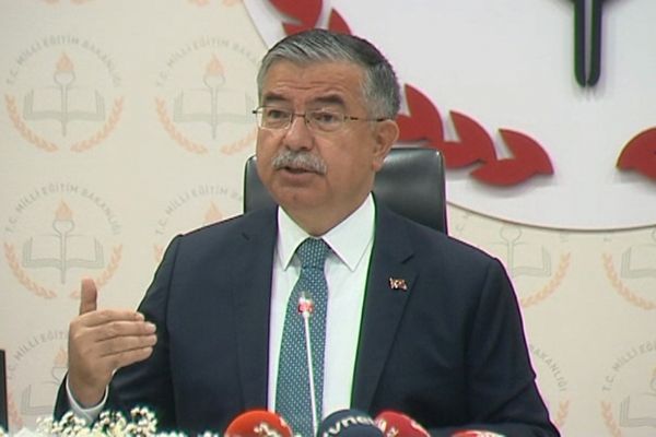 Bakan Yılmaz: 176 müfredat yenilendi