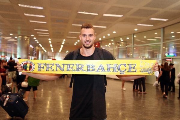 Fenerbahçe'nin yeni transferi Guduric İstanbul'da
