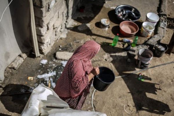 Abluka yüzünden halkın yüzde 85'i yoksul!