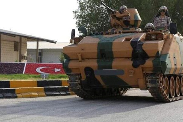 Katar'a asker takviyesi