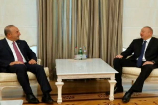 Çavuşoğlu, İlham Aliyev ile görüştü