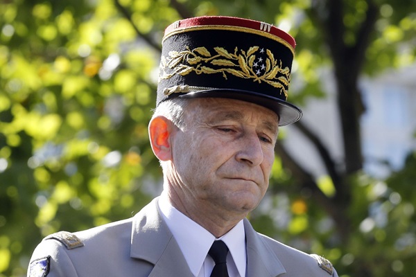 Fransa Genelkurmay Başkanı istifa etti