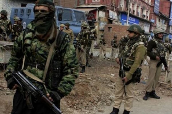 Hindistan ve Pakistan arasında çatışma!