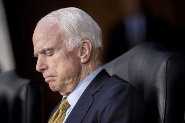 ABD'li senatör McCain'e beyin tümörü teşhisi