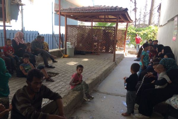 47 kaçak göçmen yakalandı