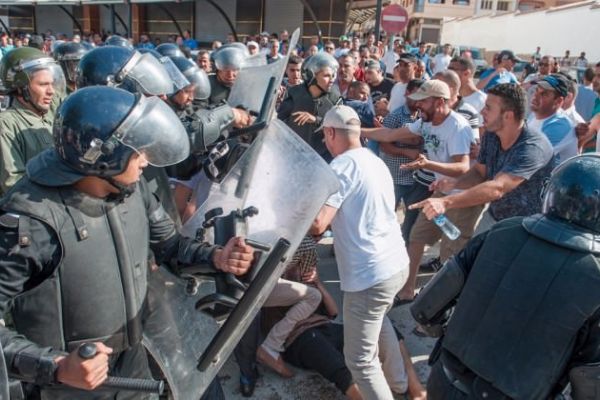 Karşı karşıya geldiler! Büyük gerginlik