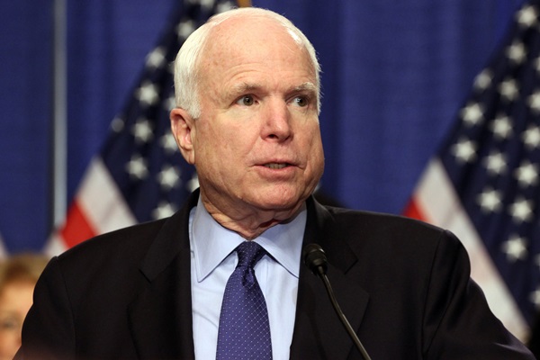 McCain'den Trump'a sert tepki