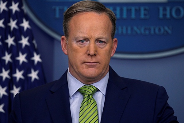 Beyaz Saray Sözcüsü istifa etti