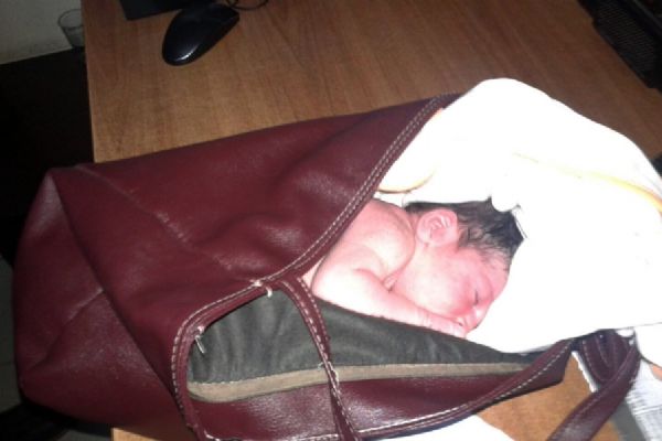 Adana'da korkunç olay! Yeni doğan bebeği...