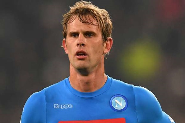 Galatasaray Ivan Strinic'i kadrosuna kattı