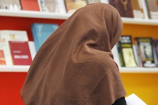 KADEM'den Almanya'ya başörtüsü tepkisi