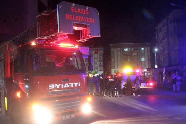 Düğün salonunda yangın