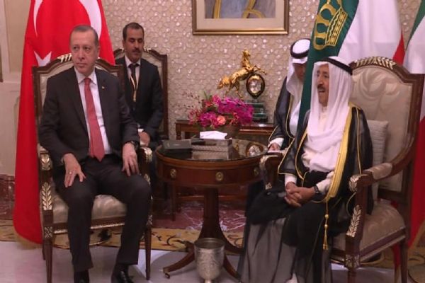 Cumhurbaşkanı Erdoğan Kuveyt'te