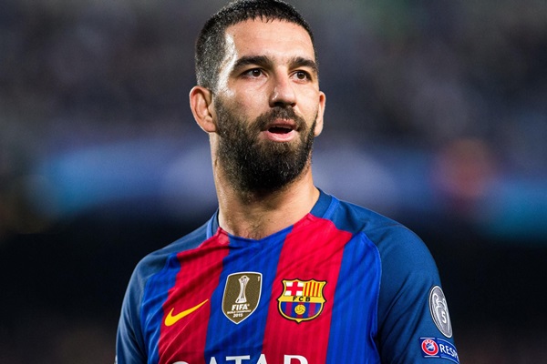 Arda Turan teklife sıcak bakıyor!