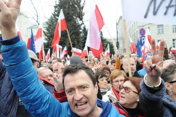 Polonya'da protestolar sürüyor