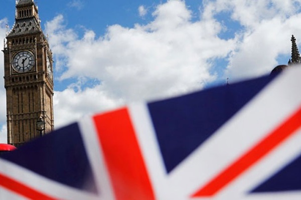 İngiltere ekonomisi dibe vurdu!