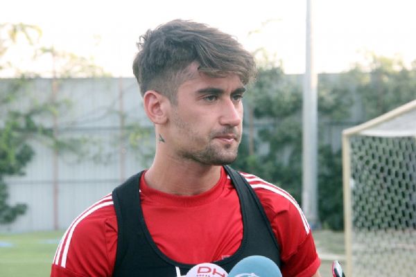 Beşiktaş'ın İspanya kampına katılacak