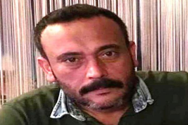 300 metrelik uçurumdan düşerek öldü