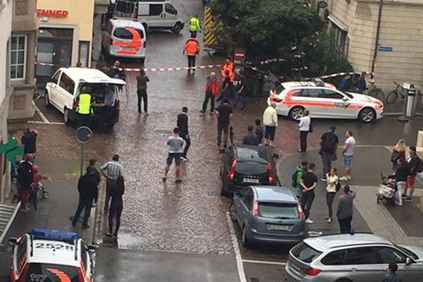 İsviçre'de saldırı! Çok sayıda yaralı var