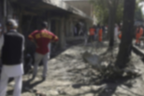 Pakistan'da canlı bomba saldırısı