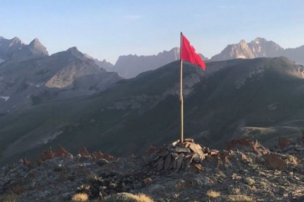 9 terörist öldürüldü