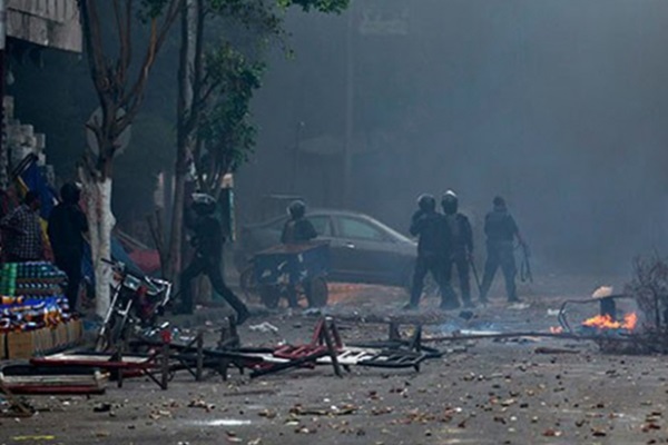 Mısır'da patlama! Ortalık kan gölüne döndü