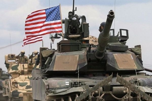 ABD tankları Rusya sınırında!