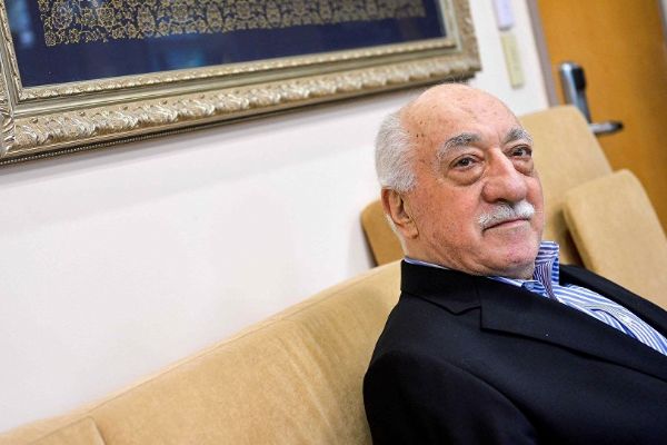 FETÖ'den polis müdürüne gizli tuzak