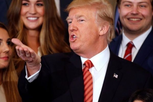 Trump'tan Obamacare tepkisi!