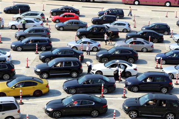 Gurbetçiler Türkiye'ye akın etti