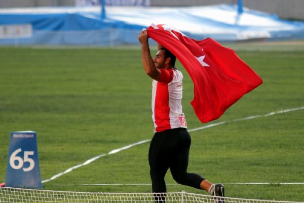 Muhammed Çakır'dan gümüş madalya