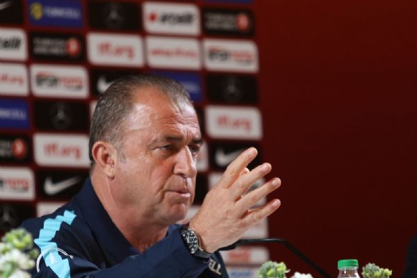 Fatih Terim görevini bıraktı