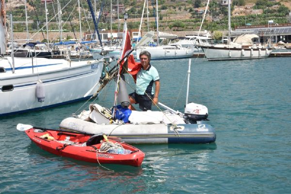 Şişme botla 90 gün yolculuk