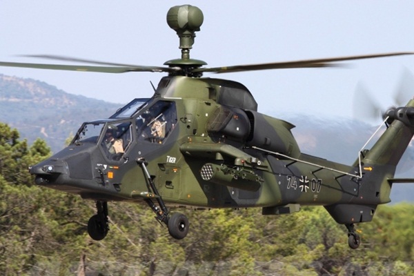 Almanya'nın helikopteri düştü