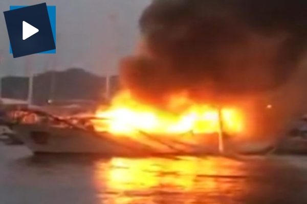 1.5 milyonluk lüks yat cayır cayır yandı! ​