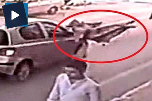 Otomobilin çarptığı yaşlı kadın 4 metre ileriye fırladı