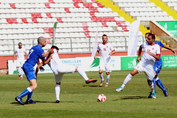Türkiye 4 golle finale yükseldi