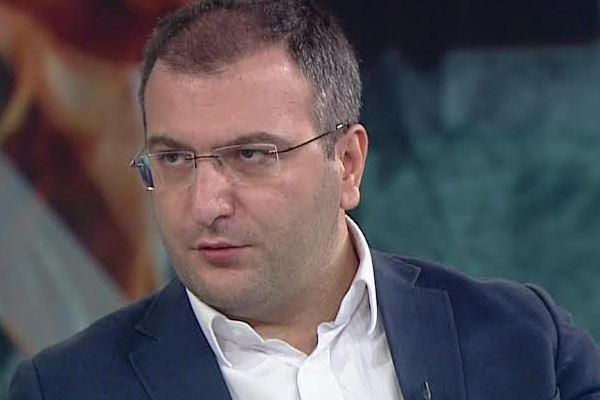 Cem Küçük'e iki yıl hapis istemi