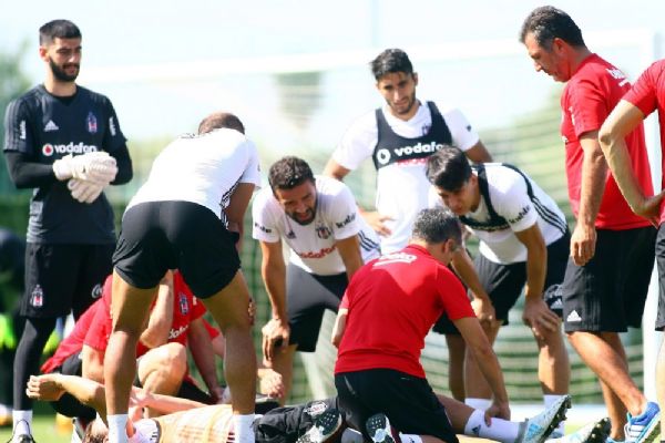 Beşiktaş'ta şok sakatlık: 6 ay yok !