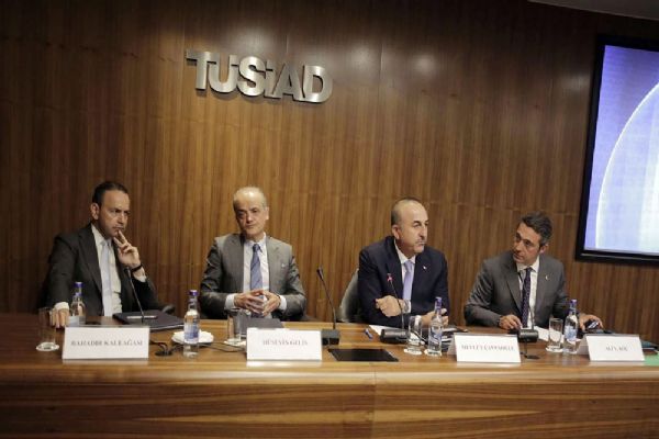 Bakan Çavuşoğlu TÜSİAD'ı ziyaret etti