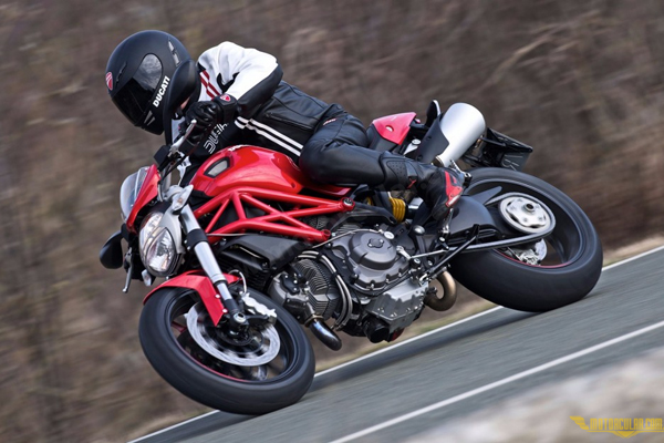 Motosiklet ithalatında ek gümrük vergisi!