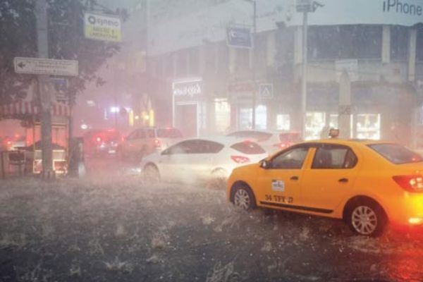 İstanbullulara yeni yağış uyarısı!
