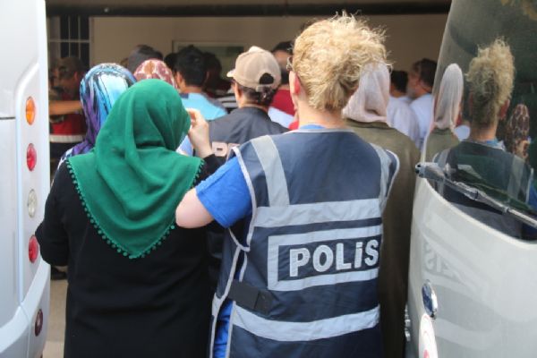 FETÖ operasyonunda 9 tutuklama