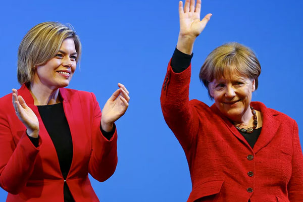 Merkel'in yardımcısı: AB, Türkiye'ye yaptığı ödemeleri durdurmalı