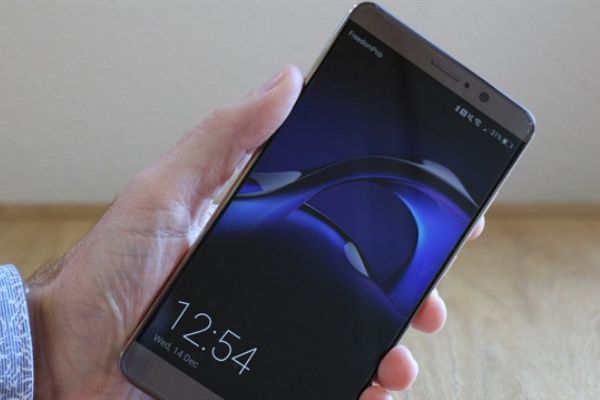 Huawei, iPhone'u geride bırakacak!