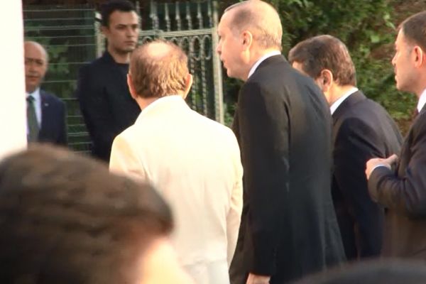 Cumhurbaşkanı Erdoğan 15 Temmuz kahramanı ailenin mutlu gününe ortak oldu