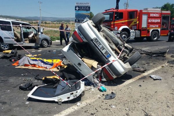 Denizli'de korkunç kaza: 1 ölü, 7 yaralı