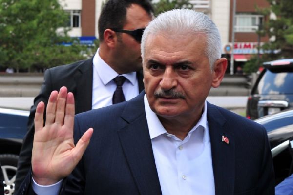 Binali Yıldırım'dan Ersin Çelik'e taziye telefonu